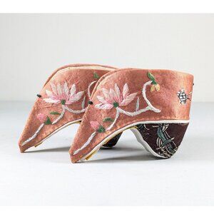 4 inch Pink embroidered silk 'Lotus bud' shoes for bound feet, Chinese